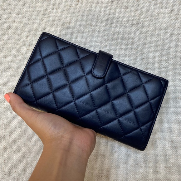Chanel Navy Matelasse Bifold Snap Wallet - Picture 3 of 10